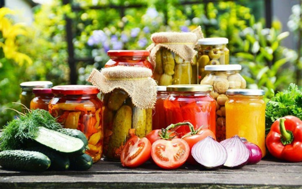 Foto - "Mutlu olmak için turşu yiyin!"