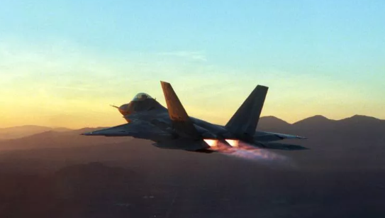 Foto - Müttefiklerine bile vermiyordu... Dünyanın en pahalı uçağı düştü