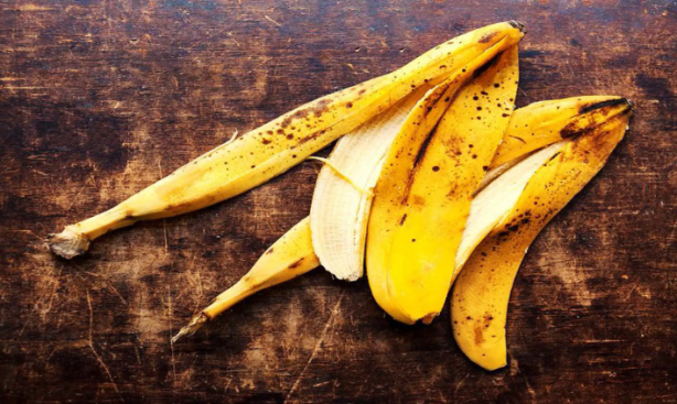 Foto - Muz kabuğunu bundan sonra çöpe atan aklından şüphe etsin! Öyle bir özelliği keşfedildi ki...