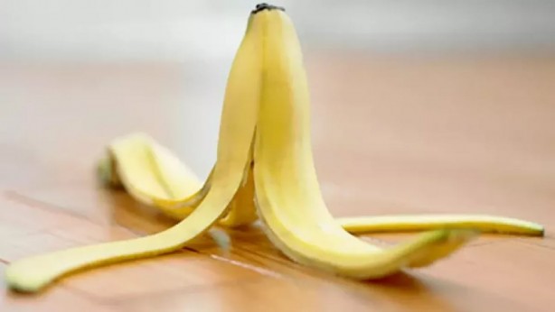 Muz kabuğunu çöpe atmayın! Bu zamana kadar attıklarınız için pişman olacaksınız, bakın nelere faydalı