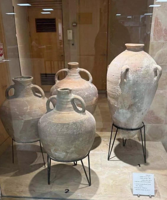 Foto - Müzede ortalık karıştı! Meraklı çocuk 3 bin 500 yıllık testiyi kırdı