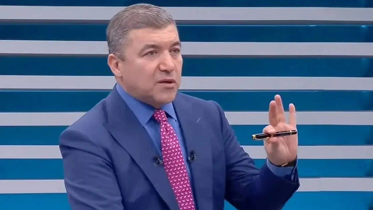 Müzmin muhalif İsmail Küçükkaya’ya bir şok daha: O kanaldan da kovuldu