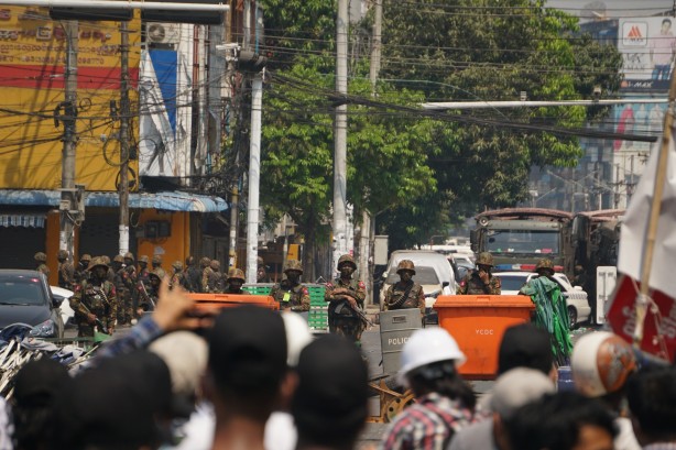 Foto - Myanmar karıştı! Ölü ve yaralılar var