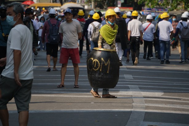 Foto - Myanmar karıştı! Ölü ve yaralılar var