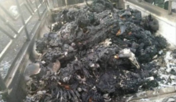 Foto - Myanmar'da Köyü basan askerler, 30 kişiyi öldürüp cesetlerini yaktı!