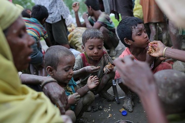Foto - Myanmar'da zulüm! 45 bin Arakanlı Müslüman ülkeyi terk etti!