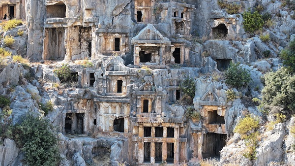 Myra Antik Kenti görenleri hayran bırakıyor