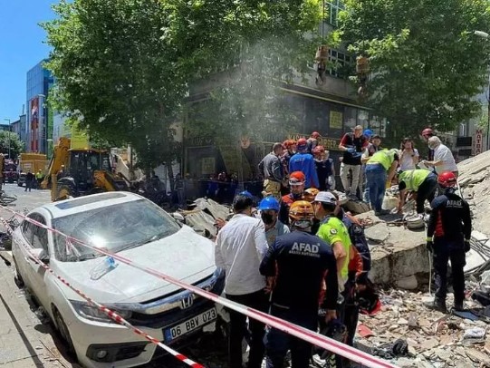 Foto - Naci Görür'den çöken bina sonrası dikkat çeken İstanbul depremi açıklaması