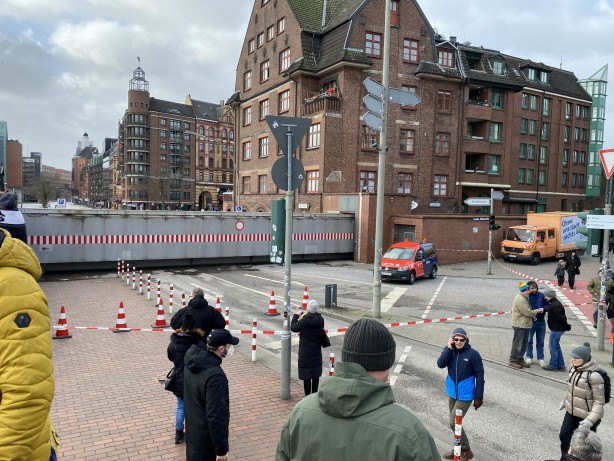 Foto - 'Nadia' fırtınası Almanya'yı kasıp kavurdu! Seferler iptal edildi