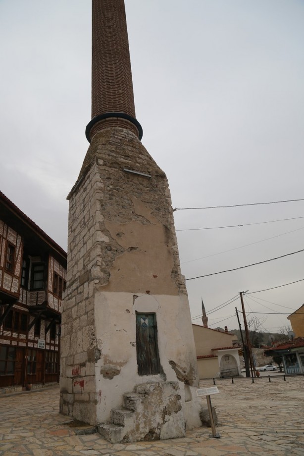 Foto - Nadide bir yapı: Kılıç Mescid Minaresi