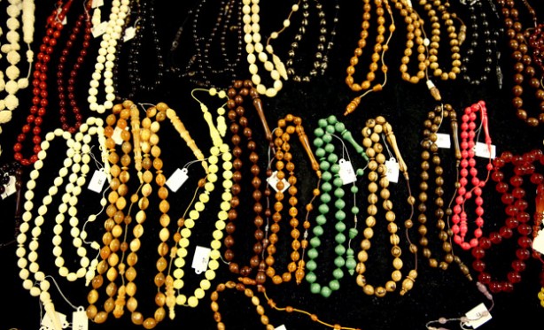 Foto - Nadide tespihler müzayedede satılacak