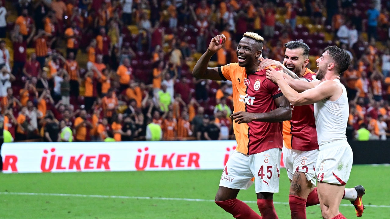 Napoli sessizliğini bozdu! O oyuncuya destek verdi: Galatasaray için çılgın Osimhen iddiası!