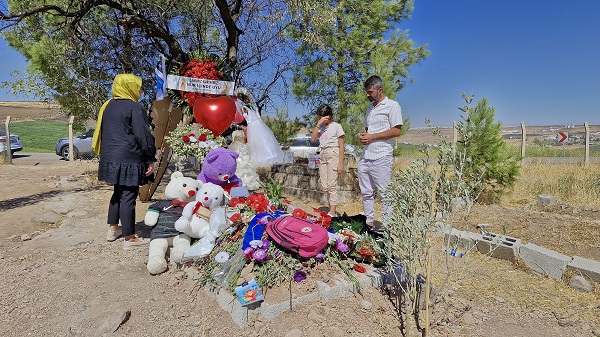 Foto - Narin'in kabri oyuncaklarla doldu! 