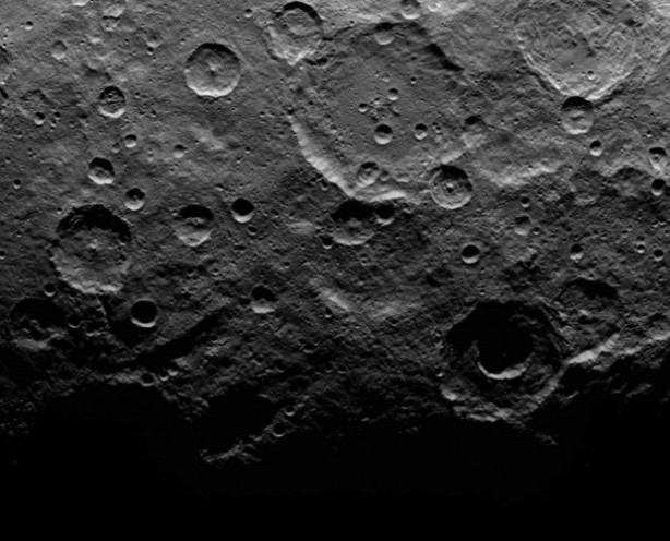 Foto - NASA: 'Cüce gezegen'de su olabilir