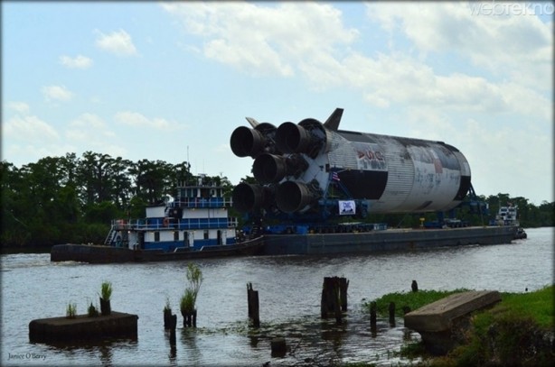 Foto - NASA dev roketi böyle taşıdı