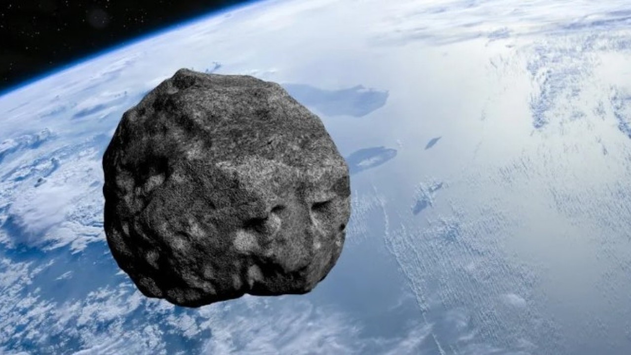 Foto - NASA duyurdu: Uçak büyüklüğünde Dünya'ya doğru yaklaşıyor!