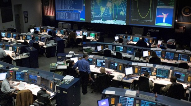 Foto - NASA mühendisleri 1 milyar dolarlık kargoyu açamıyor! Dünyaya çarpabilir! En tehlikeli iki cisimden biri!