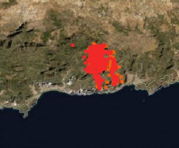 Foto - NASA Türkiye'deki orman yangınlarını görüntüledi