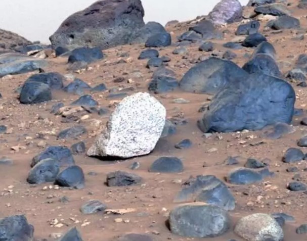 Foto - NASA’nın Mars’taki keşfi meraklandırdı! Daha önce böyle bir şey görülmedi