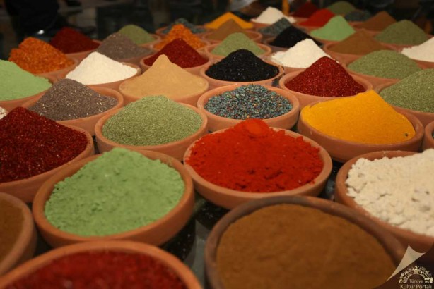 Foto - Nasıl tespit edilebiliyor? Baharat ve kuru yemişlerde zehir gibi madde