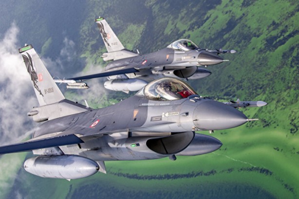 Foto - NATO bu Türk'ün peşinde! Tüm dünyaya damga vurdu