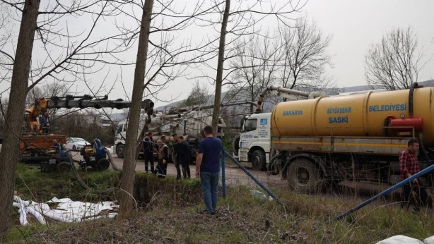 Foto - NATO petrol boru hattı delinmiş, o iki ilimizde milyonların su içtiği göle mazot karışmıştı! Yetkililerden, az önce tüm vatandaşlara flaş açıklama geldi