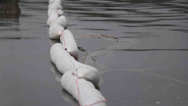 Foto - NATO petrol boru hattı delinmiş, o iki ilimizde milyonların su içtiği göle mazot karışmıştı! Yetkililerden, az önce tüm vatandaşlara flaş açıklama geldi