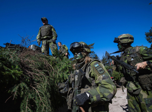 Foto - NATO üyelik süreci başlayan İsveç'ten büyük ikiyüzlülük! Türkiye için aldıkları savunma sanayii kararını duyurdular
