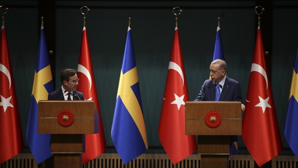 Foto - NATO üyelik süreci başlayan İsveç'ten büyük ikiyüzlülük! Türkiye için aldıkları savunma sanayii kararını duyurdular