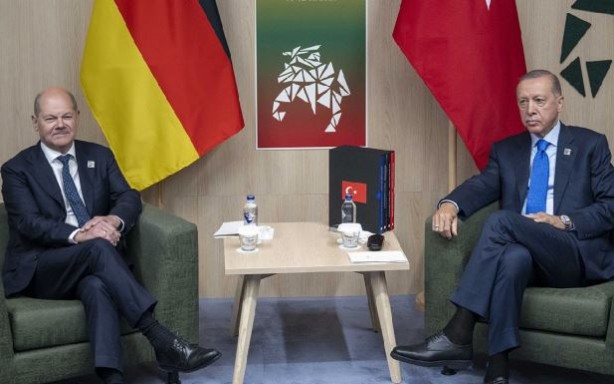 Foto - NATO zirvesindeki bütün görüşmelerde o ayrıntı büyük dikkat çekti