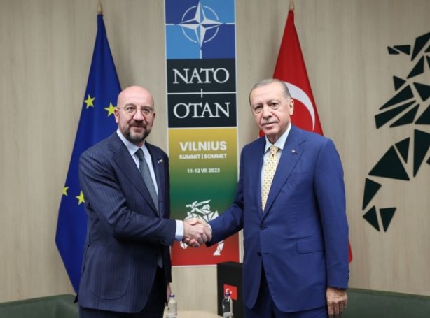 Foto - NATO zirvesindeki bütün görüşmelerde o ayrıntı büyük dikkat çekti