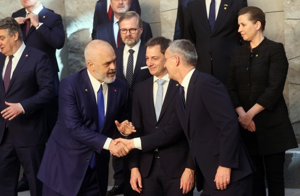 Foto - NATO zirvesinden tarihi görüntüler