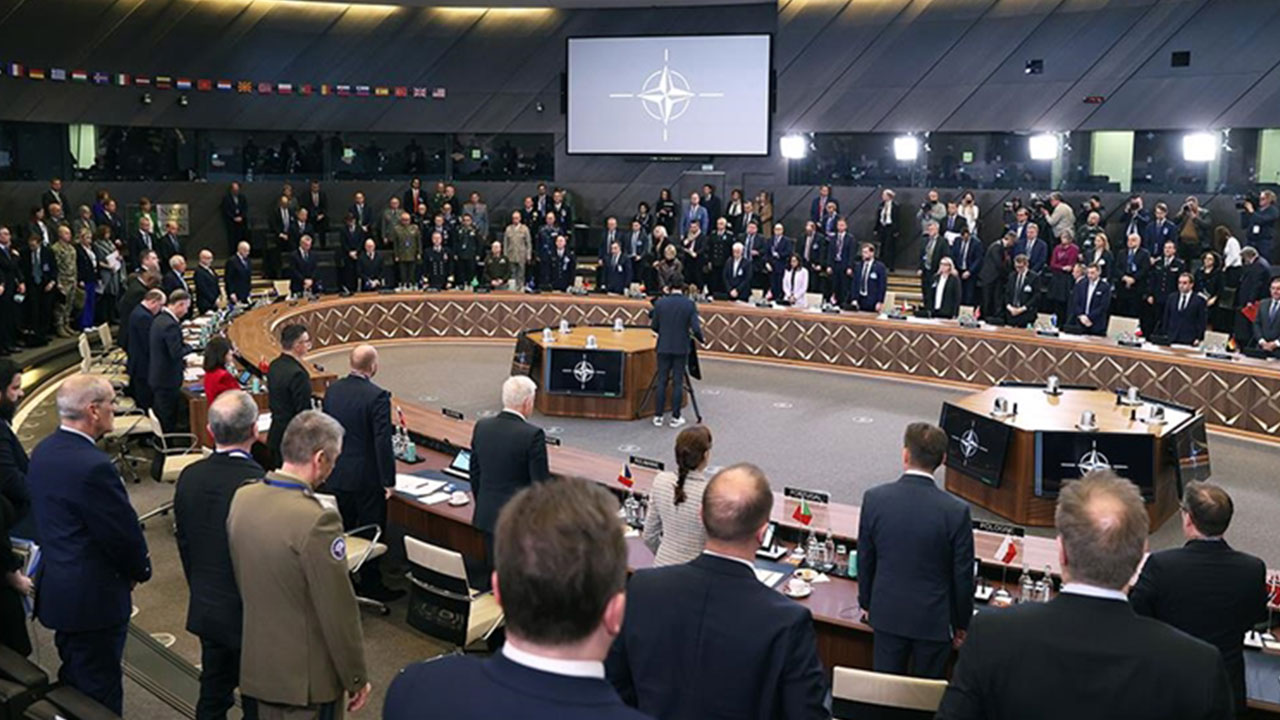 Foto - NATO'dan şok eden savunma tehdidi: Bizi dinlemezseniz Washington'dan biri sizi arayacak