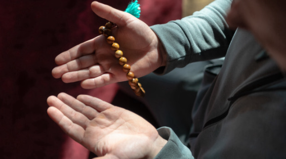 Foto - Nazar boncuğu Cinlere açılan kapı! Nazardan korunalım diye İblis’e sığınanlar işte Horus’un gözü