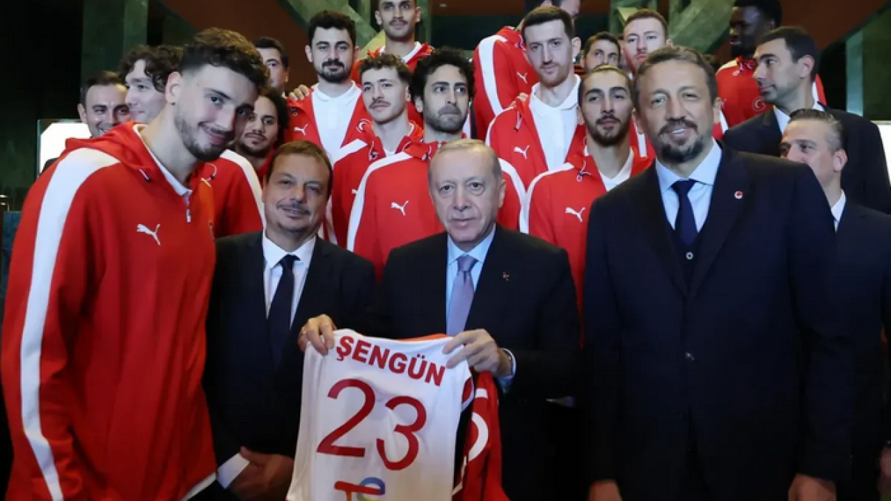 NBA'de sezonun açılış maçında 39 sayı atan Alperen Şengün ABD’lileri şoka soktu resmen! Yok böyle bir sezon girişi…