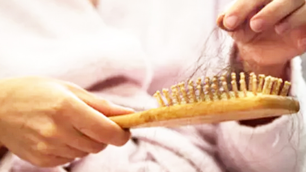 Foto - Ne biberiye ne argan, tel tel dökülen saç dökülmesini durduran tüyo 6 haftada uzatacak