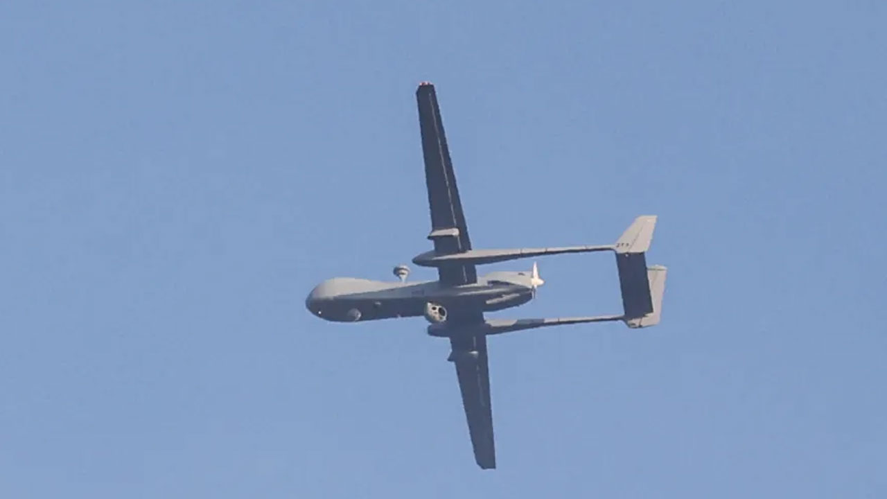 Foto - Ne Filistin ne Lübnan! İsrail İHA'ları köylerin üstünde keşif uçuşu yaptı