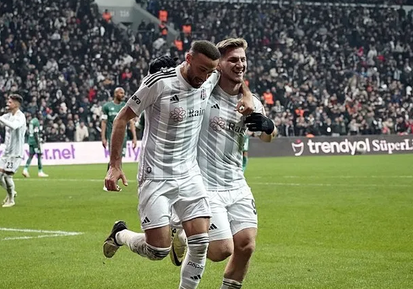 Foto - Ne Galatasaray ne Fenerbahçe! Şimdi onlar O yıldız için adı geçen ekip oldu: Herkes şaşkın: Hiç hesapta olmayan gelişme…