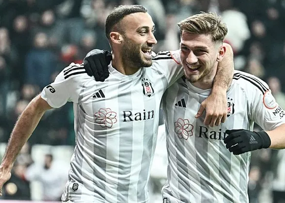 Foto - Ne Galatasaray ne Fenerbahçe! Şimdi onlar O yıldız için adı geçen ekip oldu: Herkes şaşkın: Hiç hesapta olmayan gelişme…