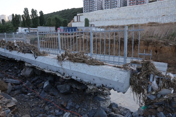 Foto - Ne gelen var ne giden! Selden sonra bir darbe de İBB’den
