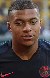 Foto - Ne Messi, ne Ronaldo! Şaşkına çeviren karar! Futbol tarihinde bir ilk… Eşi benzeri görülmemiş imza parası: 