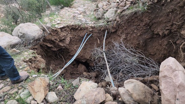 Foto - Ne oldu merak ediliyor! Deprem bölgesinde heyecanlandıran sıvı