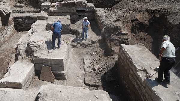 Foto - Ne olduğuna anlam veremediler! Temel kazısında ortaya çıkan keşif