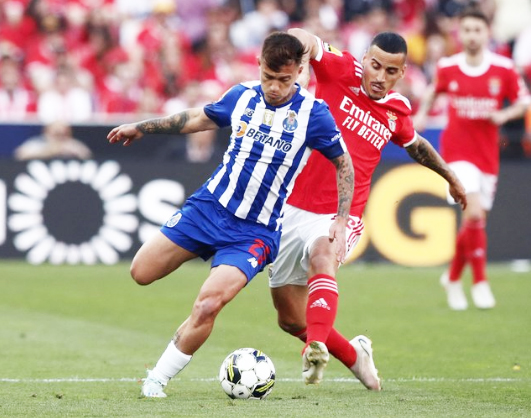 Foto - Ne oluyor, neler oluyor? Süper Lig'dekileri çıldırtacak adımı duyurdu! Galatasaray topa girerse rakiplerinin hiç istemediği şey olacak: Benfica'nın yıldızı Galatasaray'a! 
