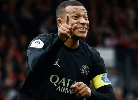 Foto - Ne Ronaldo ne Messi... Bakın nasıl, oyuncuları kimler? İsyan ettirecek liste... Dünya merakla bekliyordu...