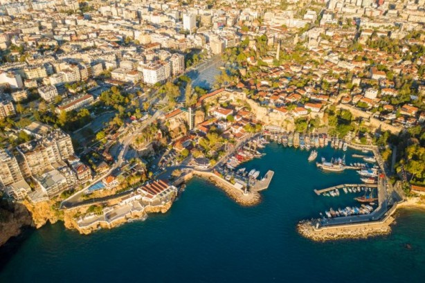 Foto - Ne Ruslar ne Araplar! İspanya'yı bırakıp Türkiye'ye gelme kararı aldılar, milyonlarca insan yola çıktı