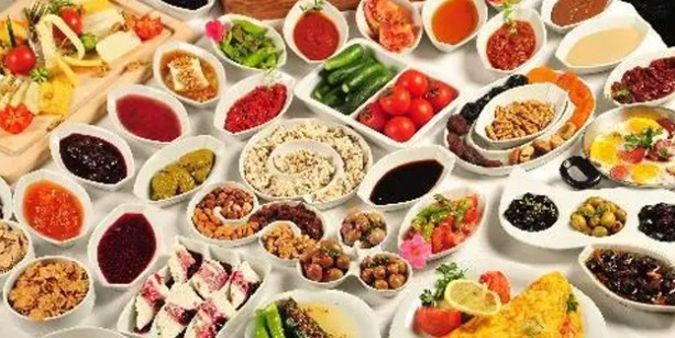 Ne susuzluk ne açlık! Uzmanından öngörü: Sahurda uzun süre tokluğu artıran 4 yiyecek açıklaması
