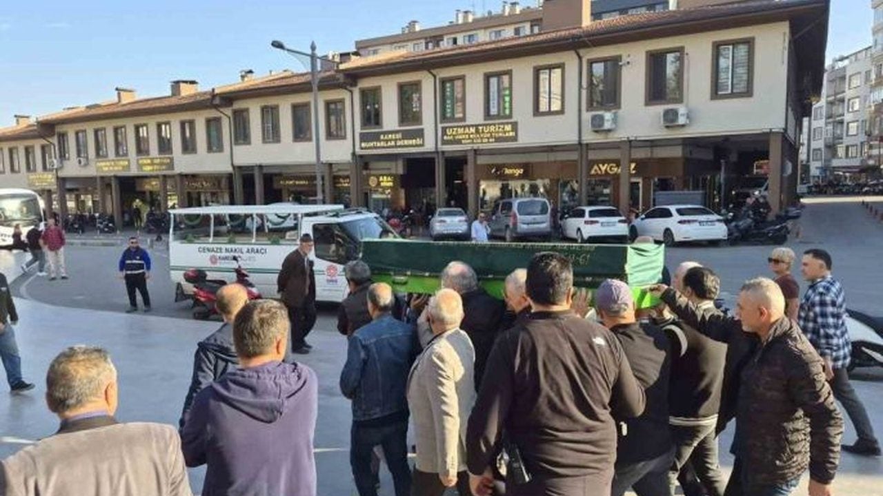 Foto - Ne umdu, ne buldu... Yazar Mustafa Keser bedenini tıp fakültesine bağışlamıştı, yine de toprağa verildi! Sebebi çok ama çok ilginç