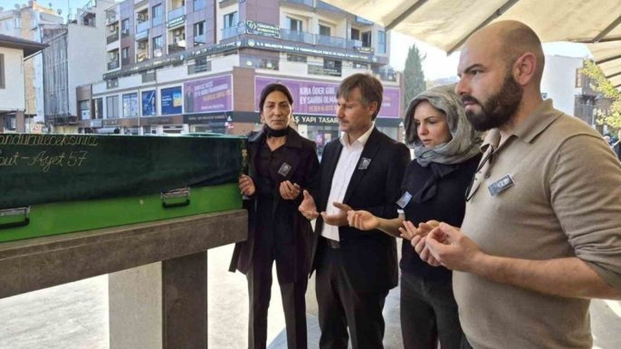 Foto - Ne umdu, ne buldu... Yazar Mustafa Keser bedenini tıp fakültesine bağışlamıştı, yine de toprağa verildi! Sebebi çok ama çok ilginç