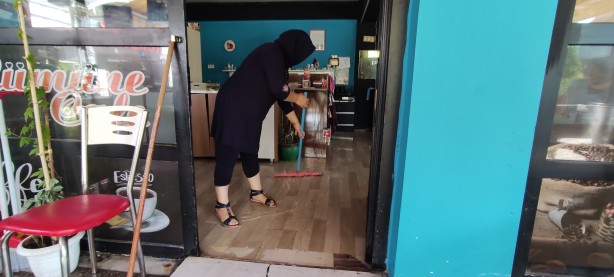 Foto - Ne yağmur ne de sel Böyle su basma sebebi görülmedi